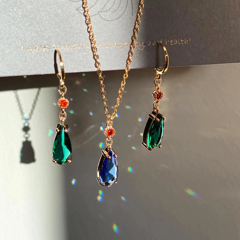 howl's necklace and earrings