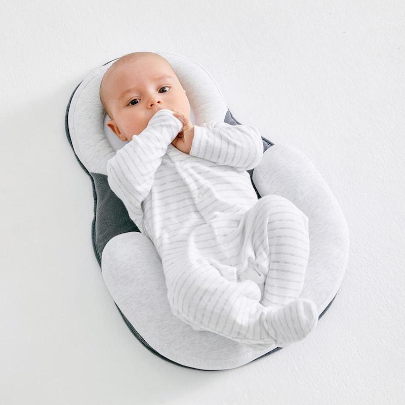 SnuggleCloud – Portable Baby Bed