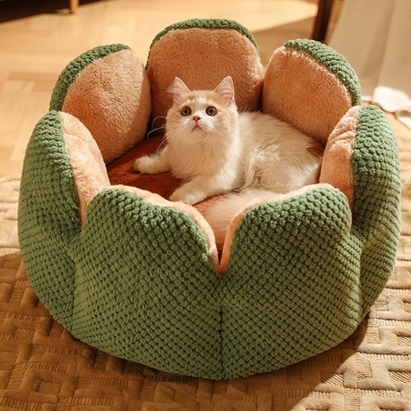 Soft Petal Sleep Pet Bed