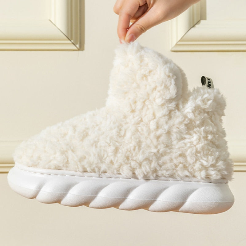 Women’s Fluffy Fleece Boots