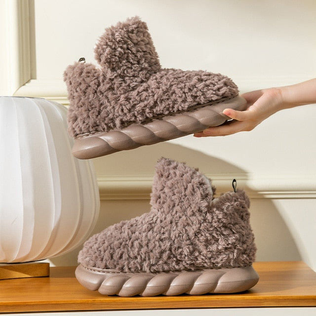 Women’s Fluffy Fleece Boots