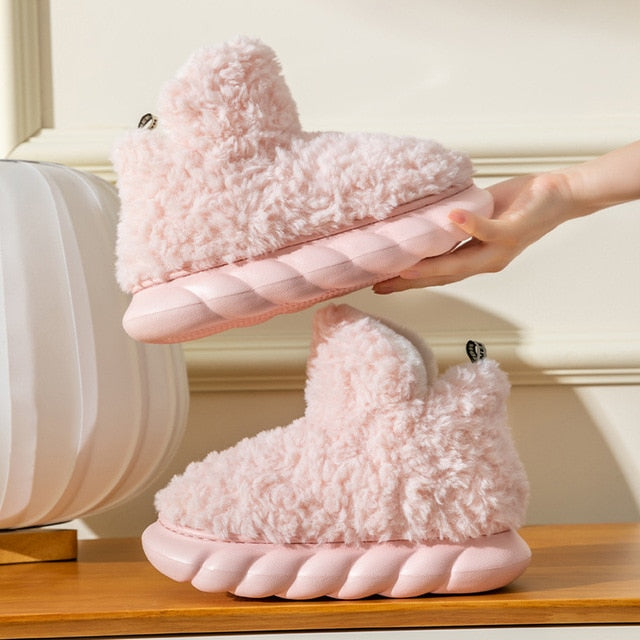 Women’s Fluffy Fleece Boots