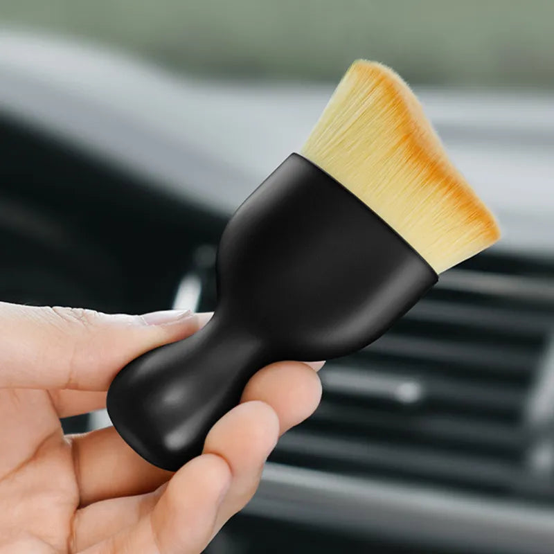 Ggoodthings – Car Interior Dust Sweeping Soft Brush