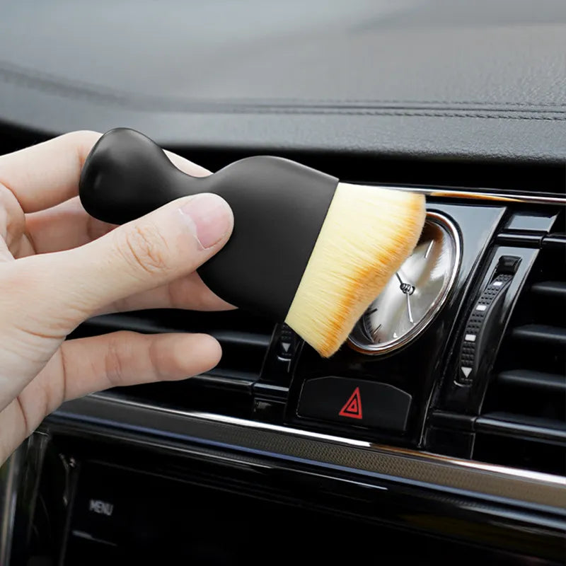 Ggoodthings – Car Interior Dust Sweeping Soft Brush